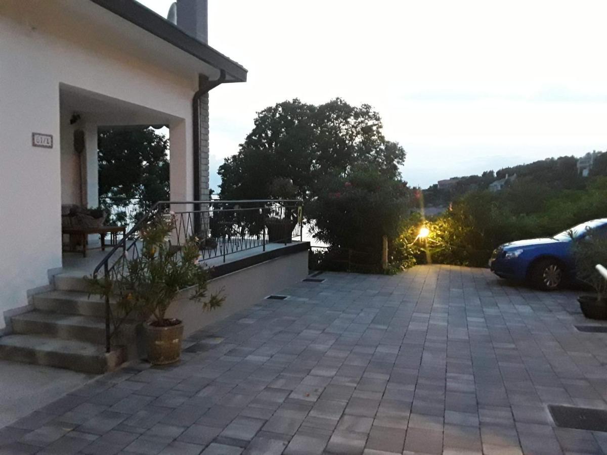 Villa Mira Bed And Breakfast Дуїно Екстер'єр фото